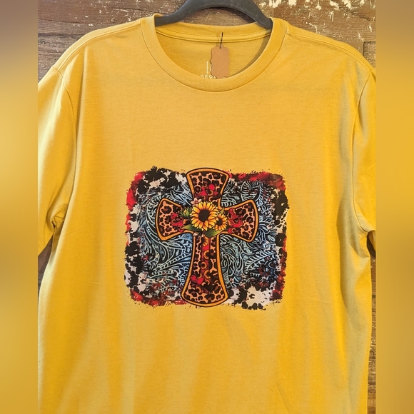 NWT Boho Western Cross Yellow Tee - Picture 2 of 14